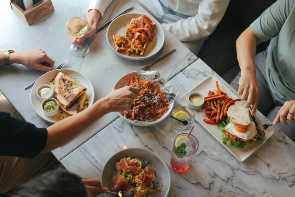 PARQ Bistro-Café